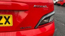 Hyundai KONA 100kW Premium 39kWh 5dr Auto Electric Hatchback